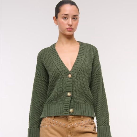 Abercrombie & Fitch Tops - Abercrombie Cameron Seed Stitched Cardigan